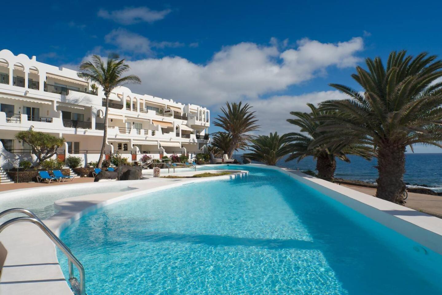 Magnifico Alojamiento Con Vistas Al Oceano Costa Teguise Exteriör bild