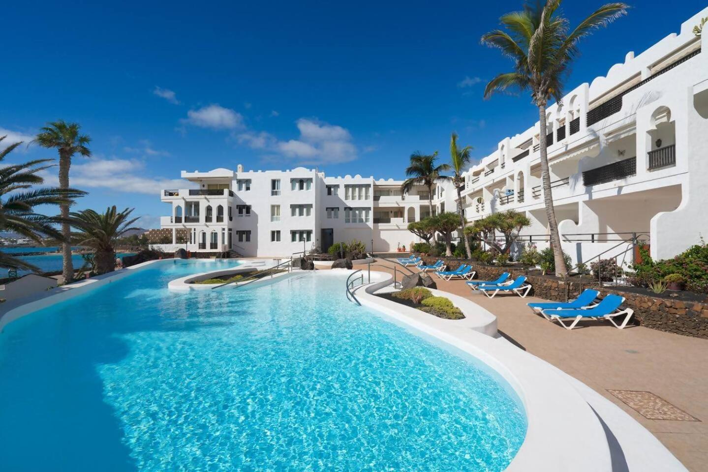 Magnifico Alojamiento Con Vistas Al Oceano Costa Teguise Exteriör bild