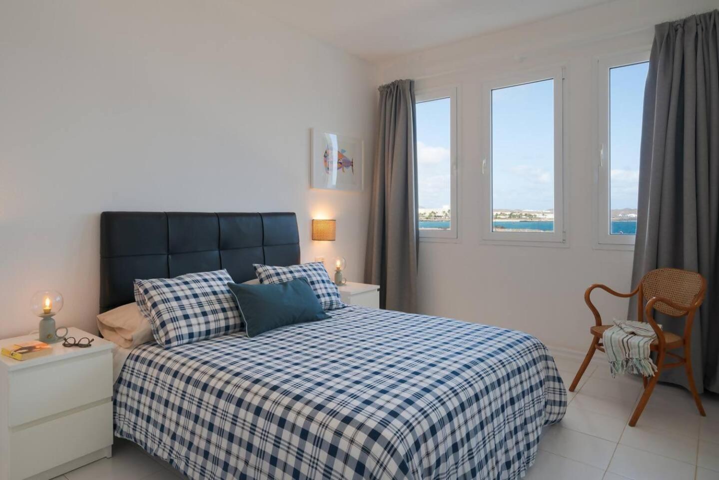 Magnifico Alojamiento Con Vistas Al Oceano Costa Teguise Exteriör bild